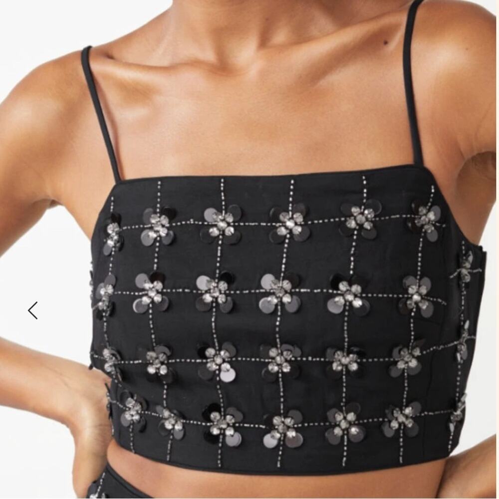 NWT & Other Stories Cropped Embroidered Embellished party Top Size US (12)